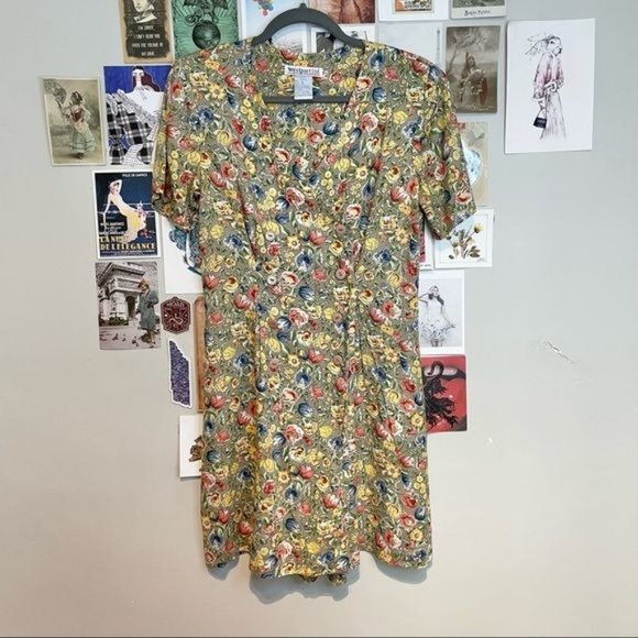 VINTAGE 90S FLORAL COTTAGECORE ASYMMETRICAL BUTTON FRONT SHORT SLEEVE ROMPER 6 - Picture 10 of 10